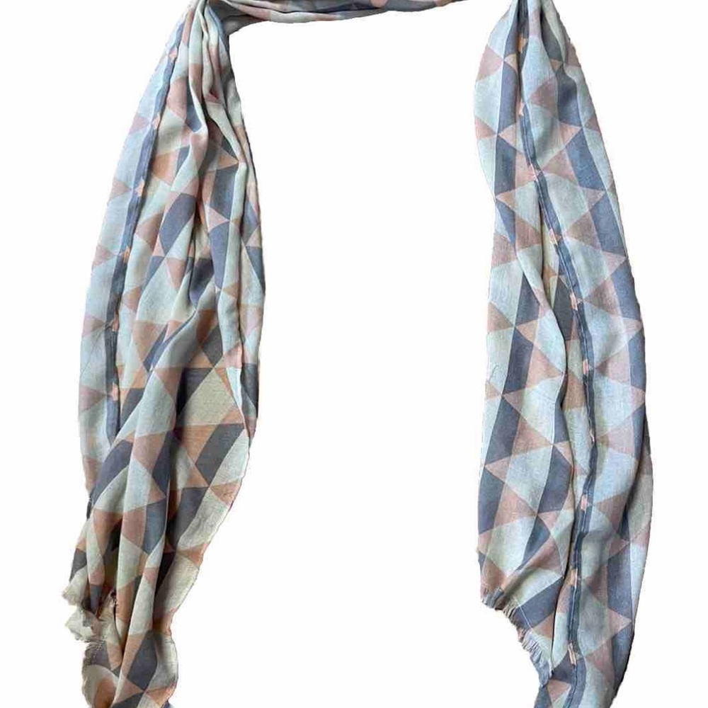 Gap scarf